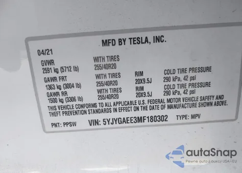 2021 Tesla Model Y Long Range Dual Motor All-Wheel Drive z USA, uszkodzony, nr VIN 5YJYGAEE3MF180302